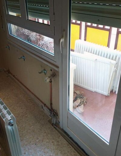 colocacion radiador salon